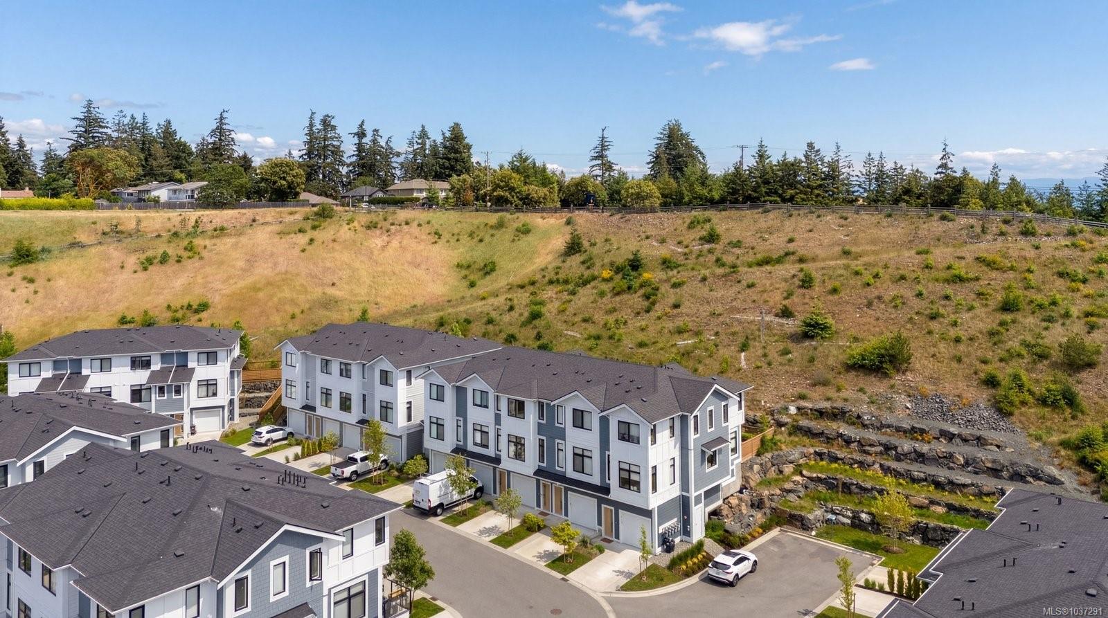 255 Caspian Dr #51