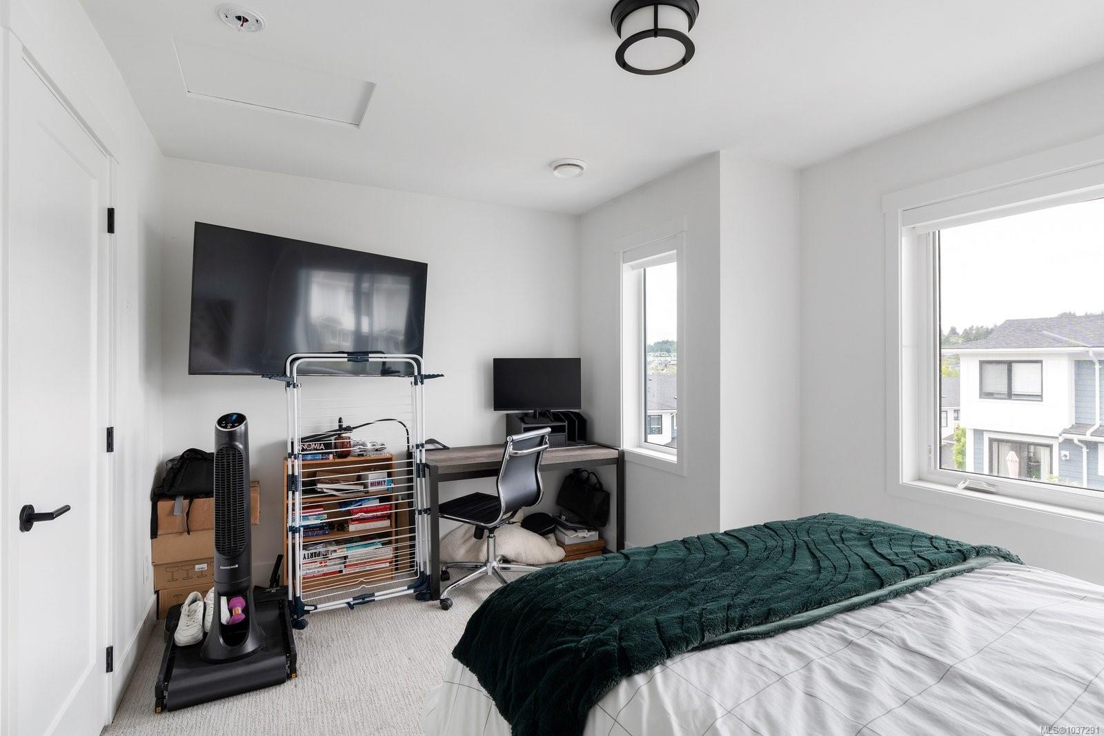 255 Caspian Dr #51