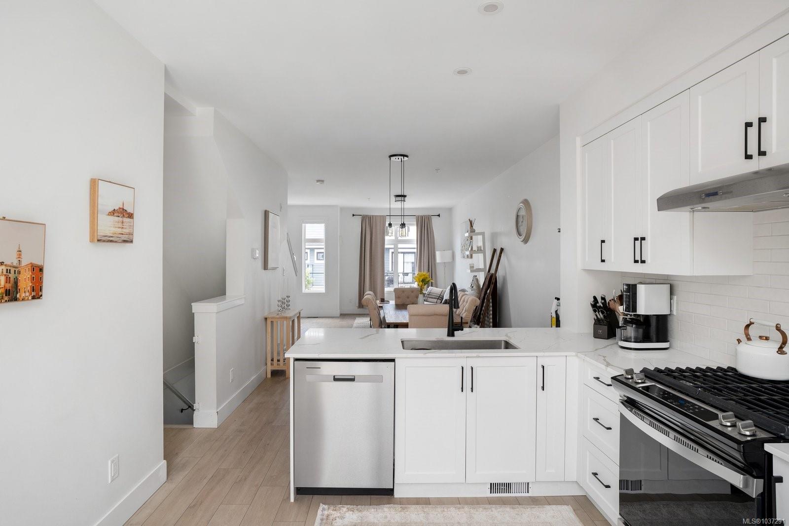 255 Caspian Dr #51