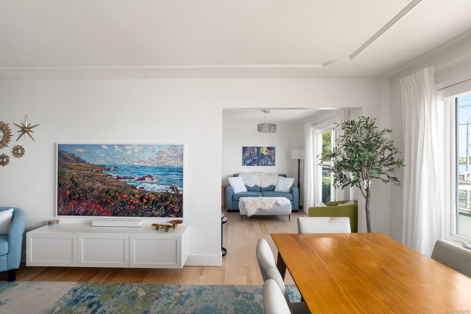 202-1540 Dallas Rd Unit: #202