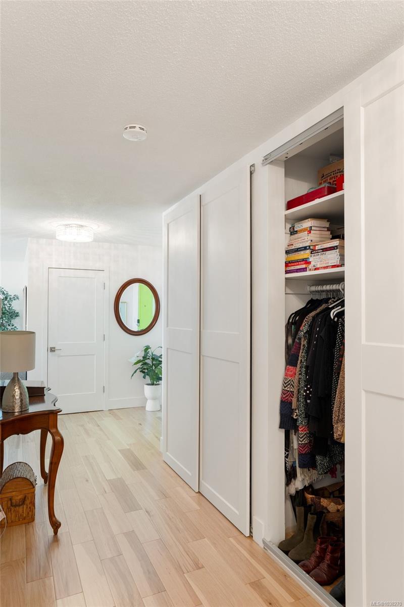 202-1540 Dallas Rd Unit: #202