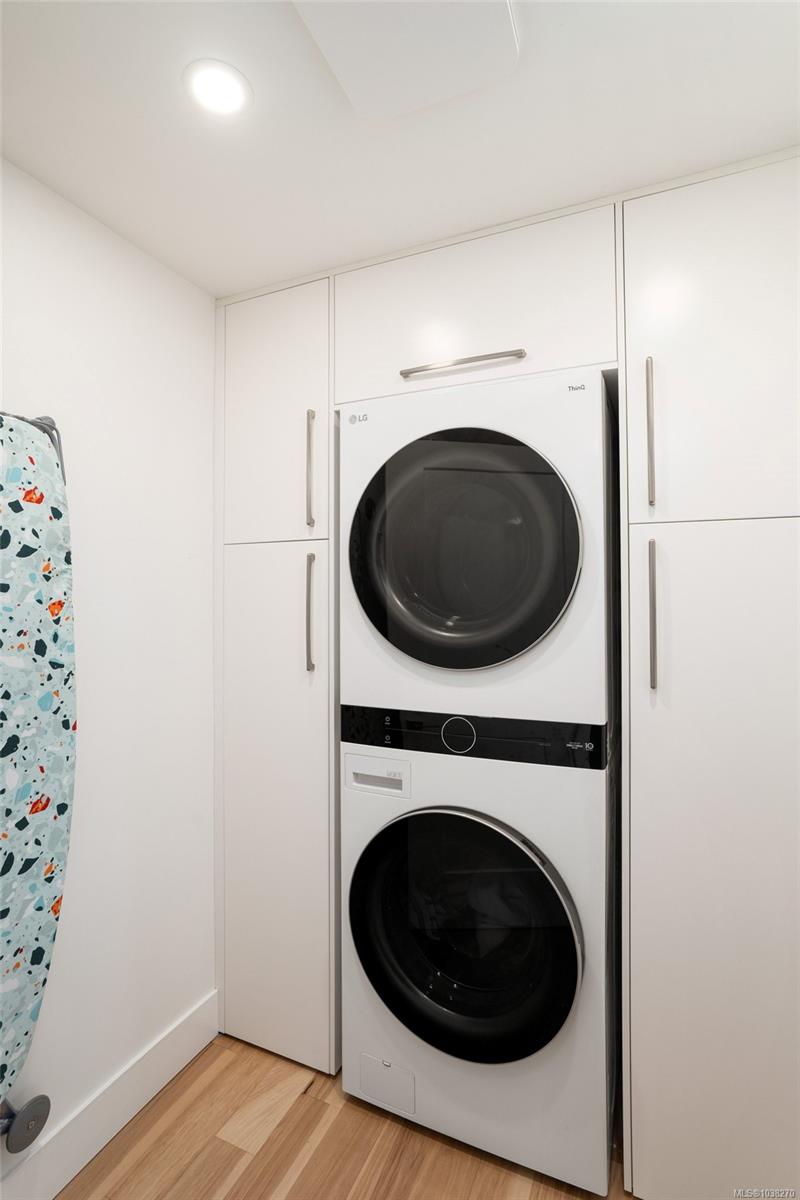 202-1540 Dallas Rd Unit: #202