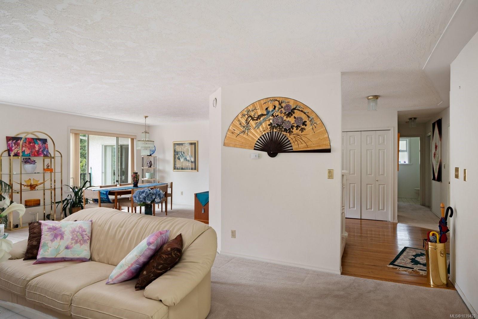 4617 Cliffwood Pl