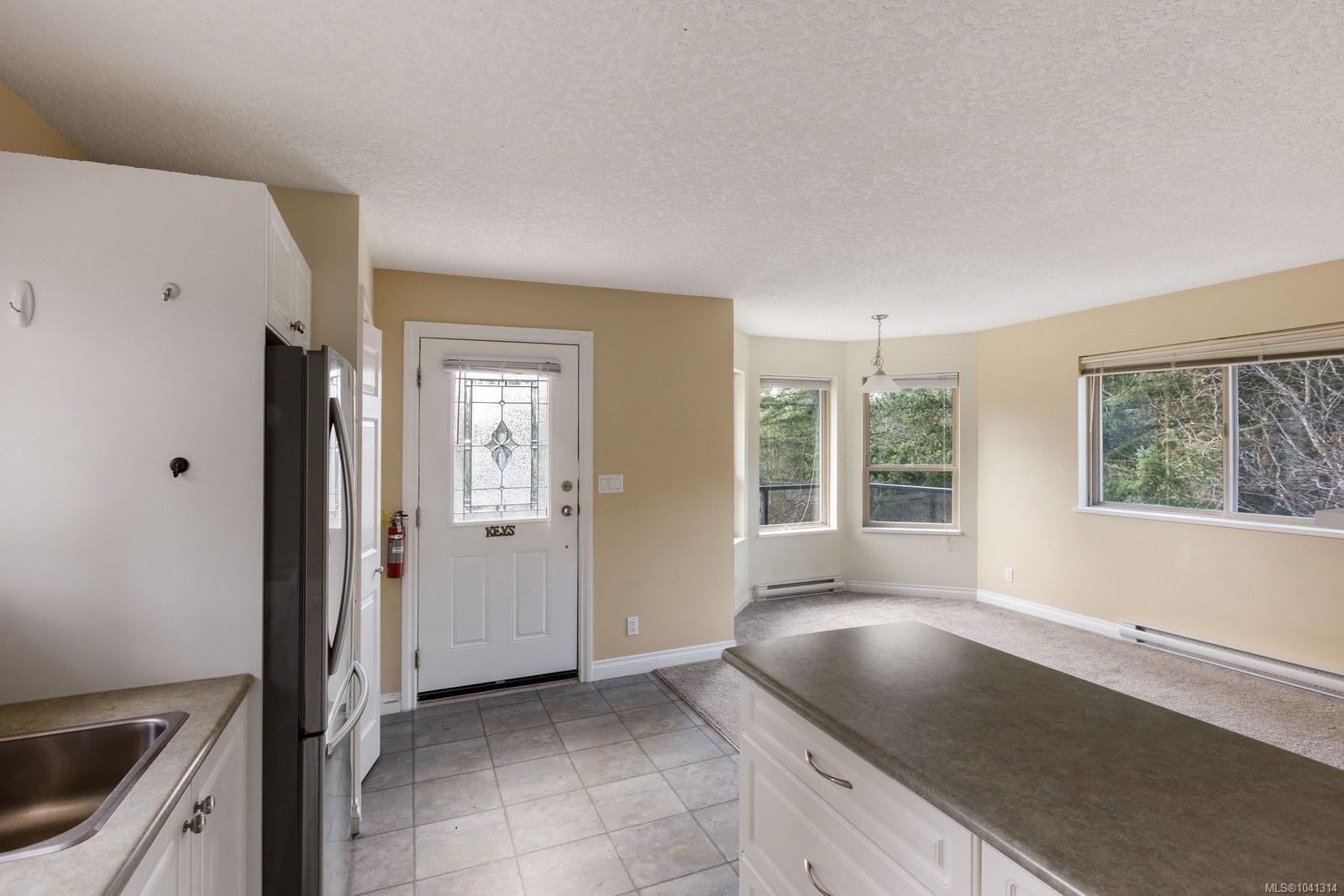 1450 White Pine Terr