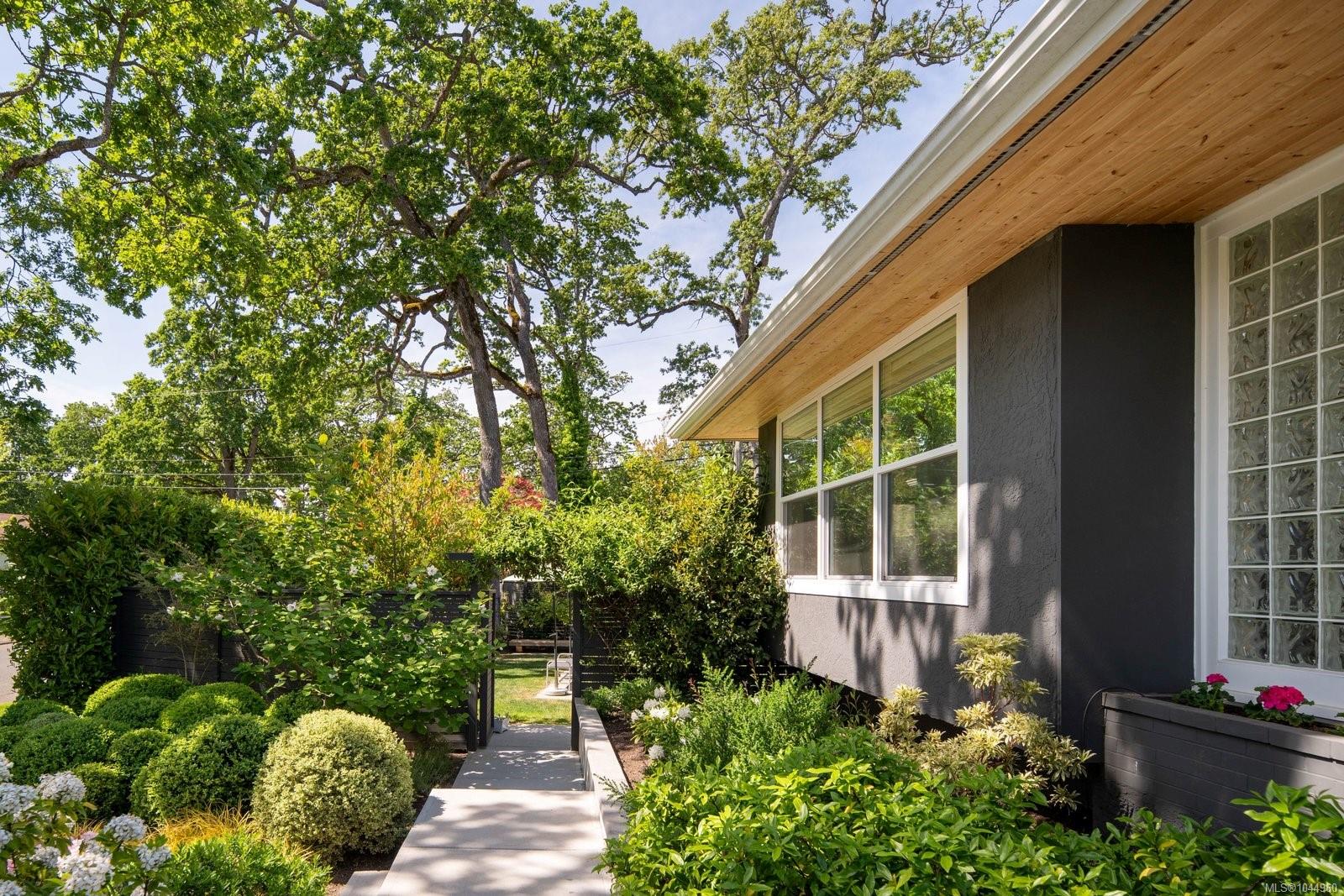 3311 Gibbs Rd