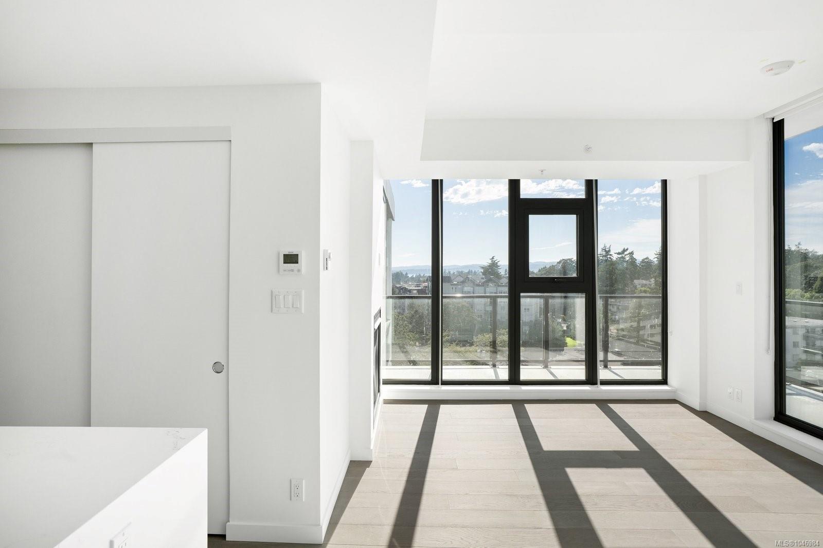 899 Esquimalt Rd Unit: #905