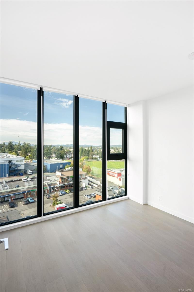 899 Esquimalt Rd Unit: #905