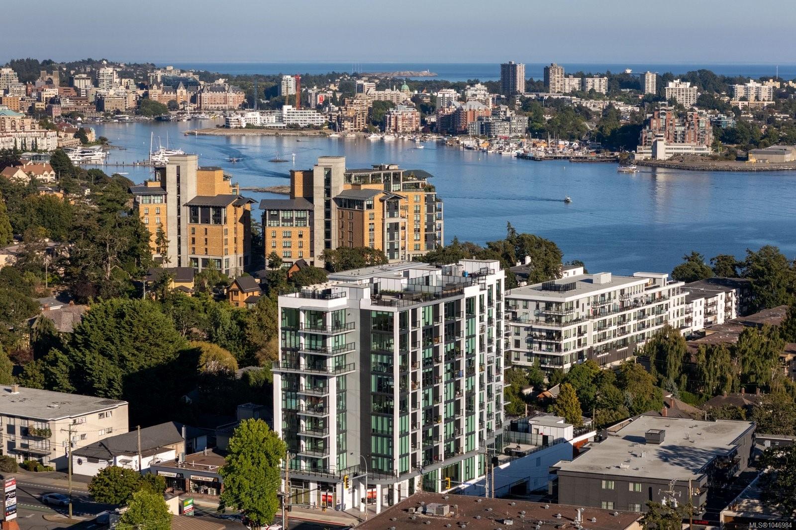 899 Esquimalt Rd Unit: #905