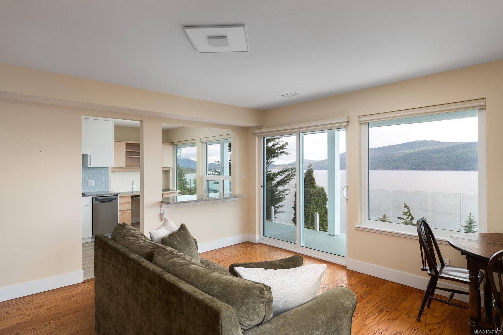 3697 Marine Vista