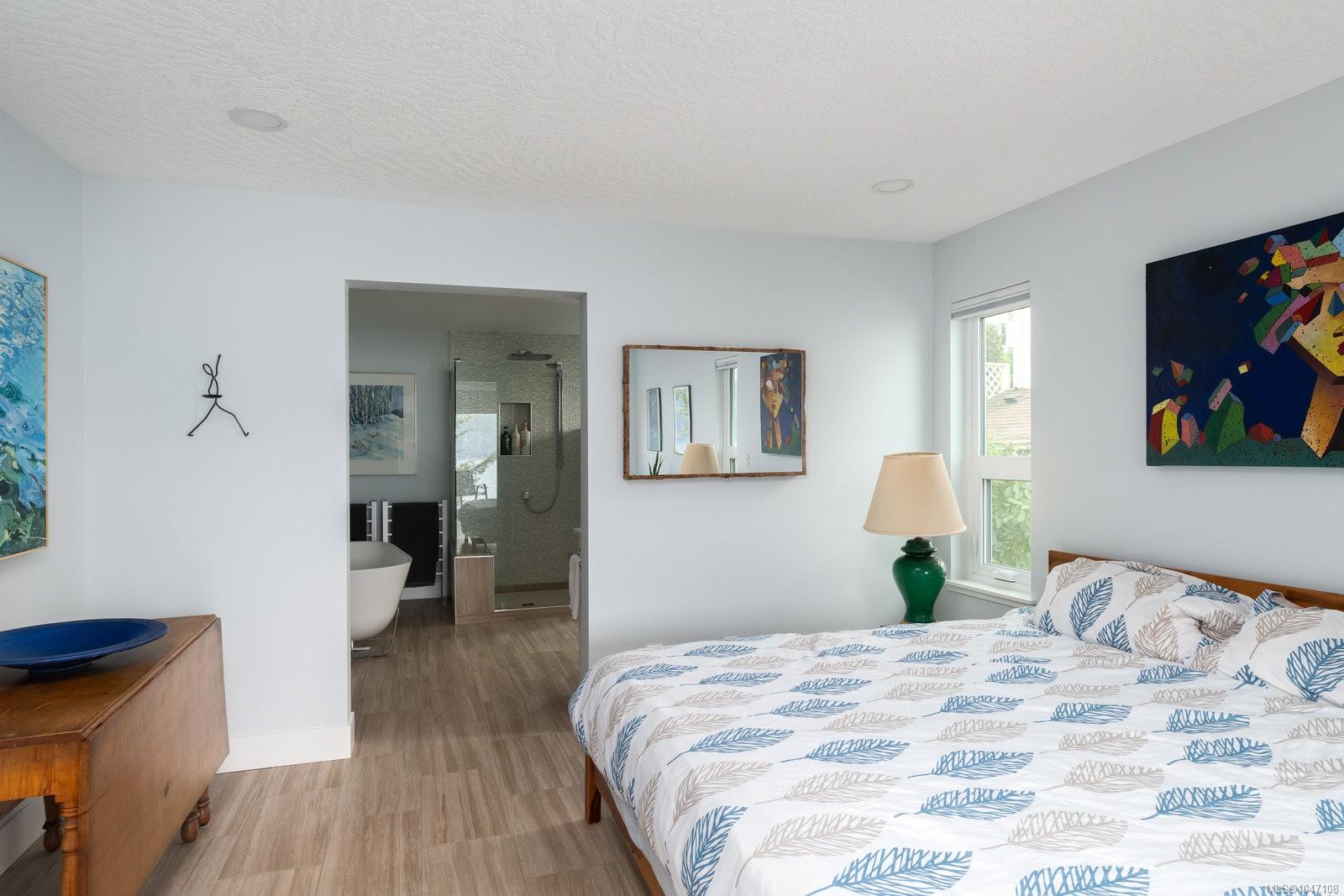 3697 Marine Vista