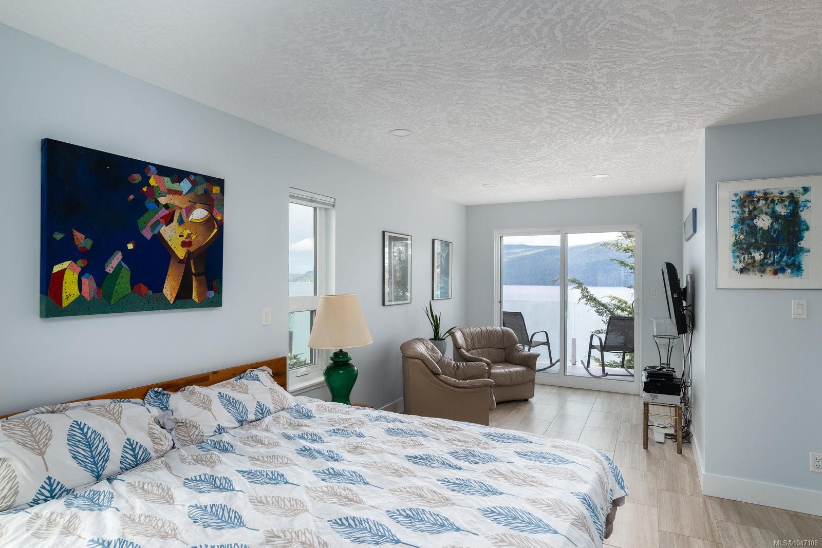 3697 Marine Vista