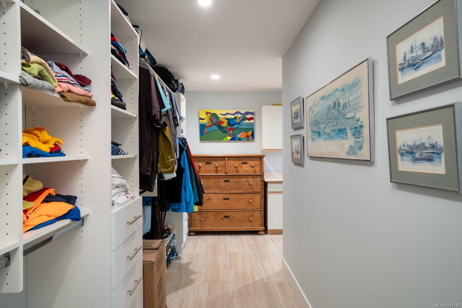 3697 Marine Vista