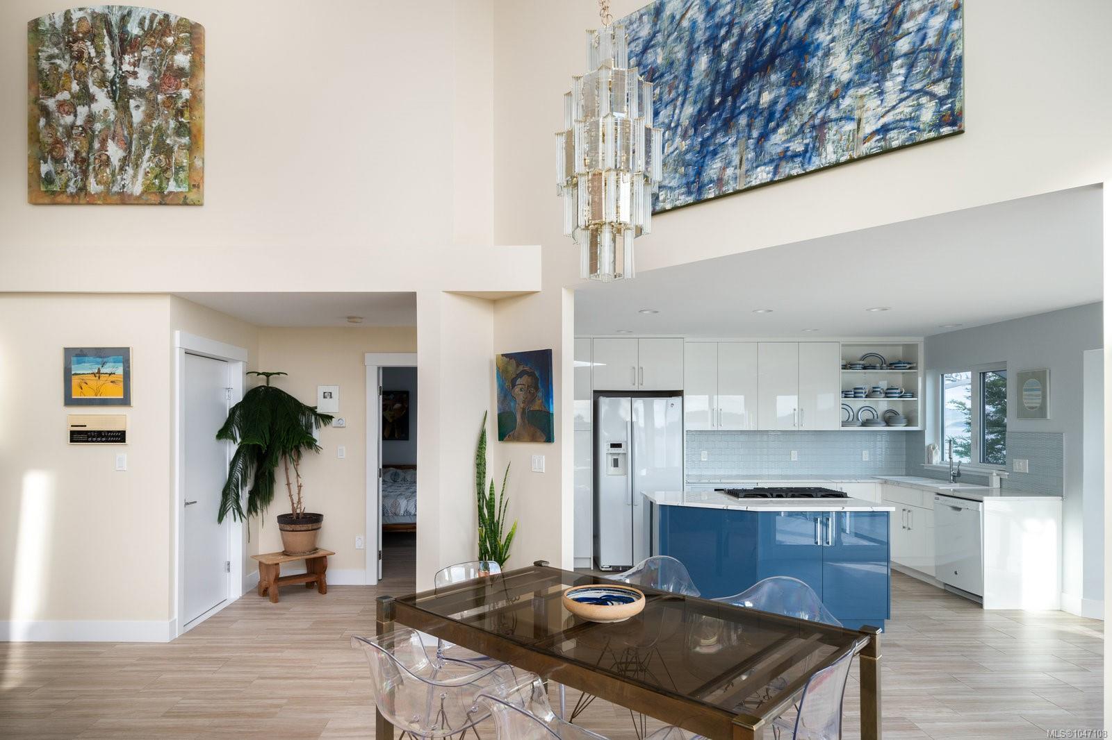 3697 Marine Vista