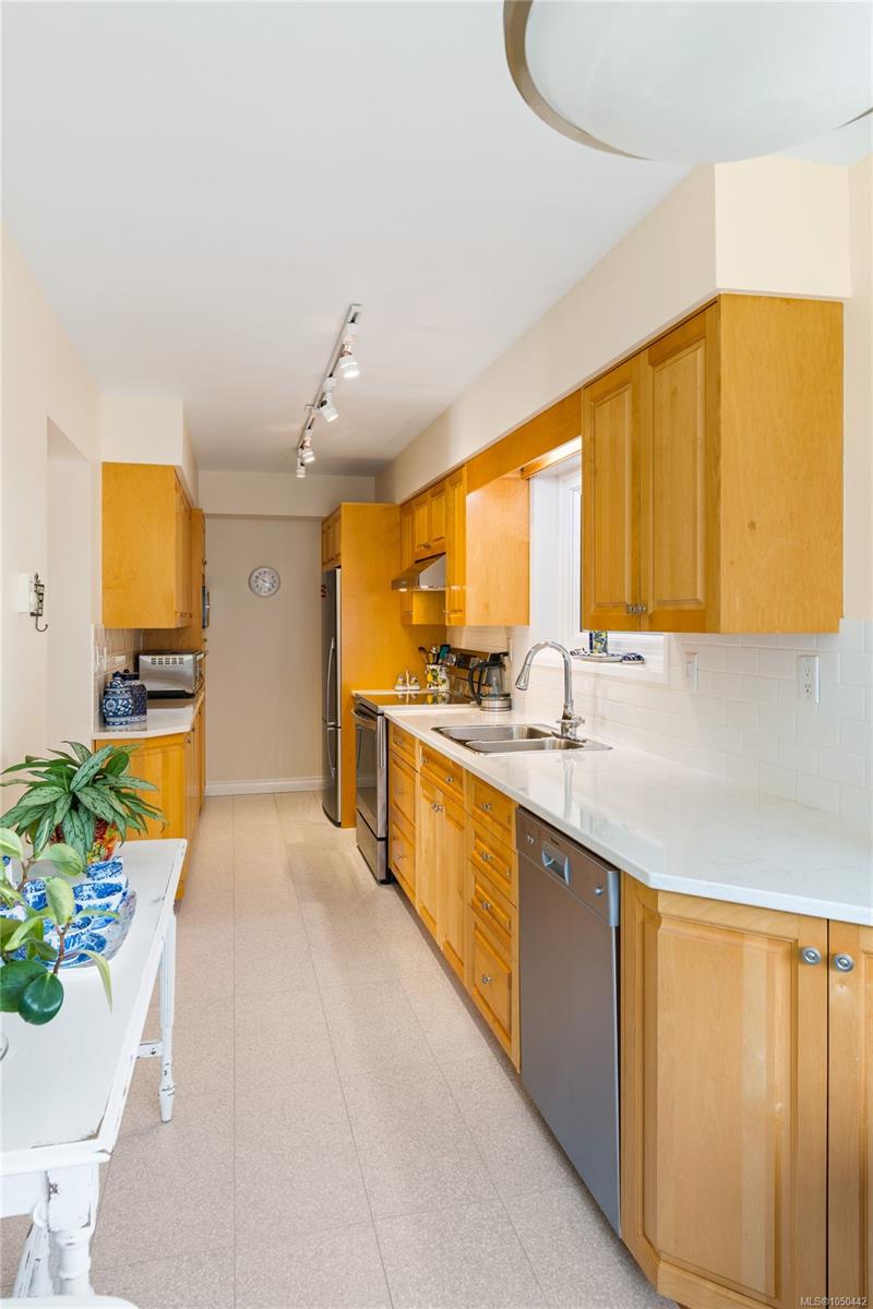 1540 Dallas Rd #103