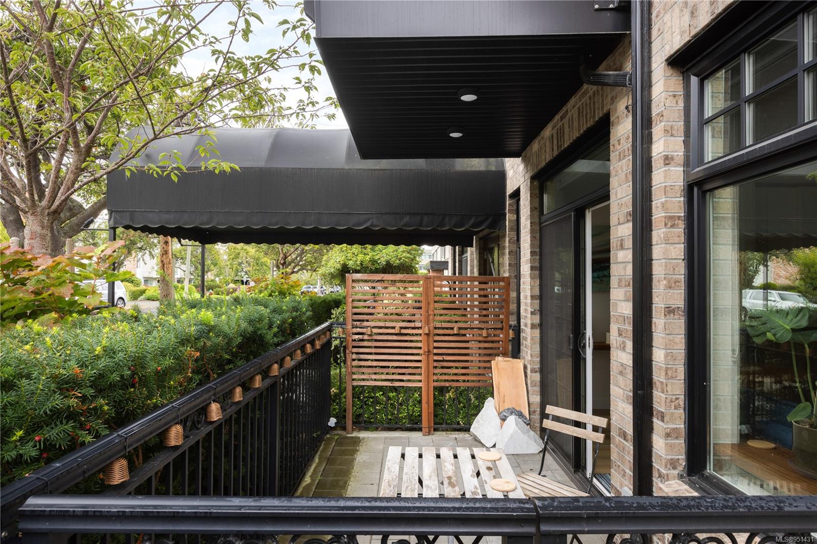 1015 Rockland Ave Unit: 101