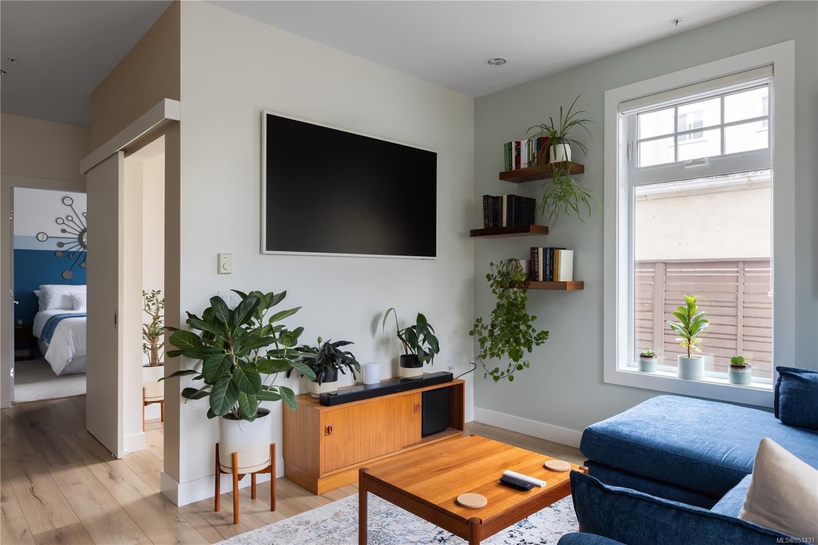 1015 Rockland Ave Unit: 101