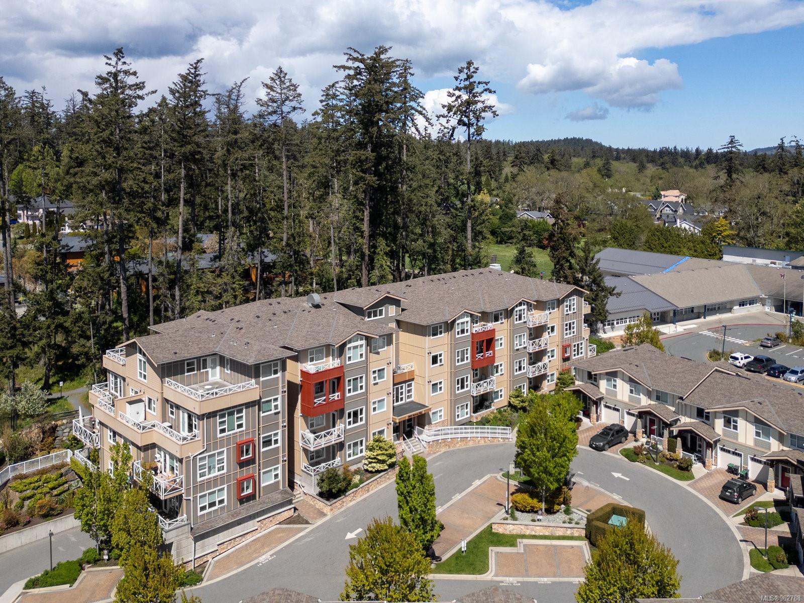 1900 Watkiss Way # 402