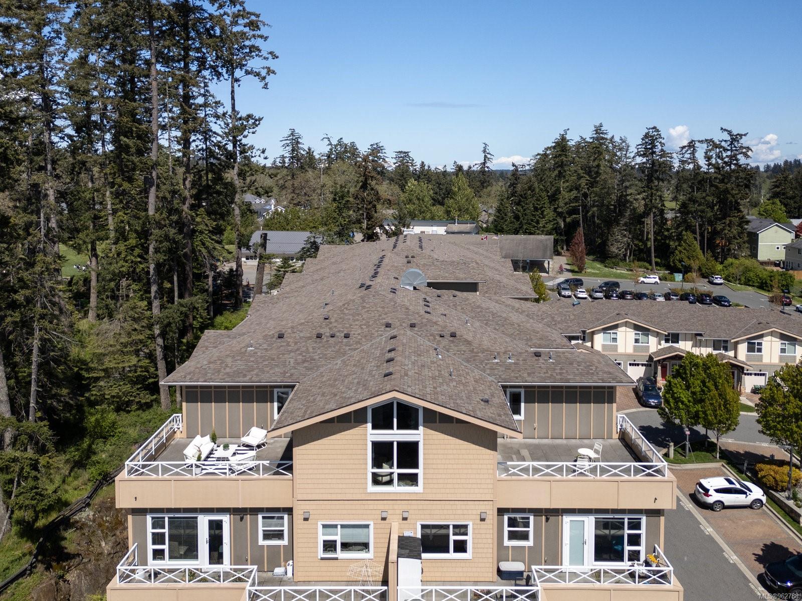 1900 Watkiss Way # 402