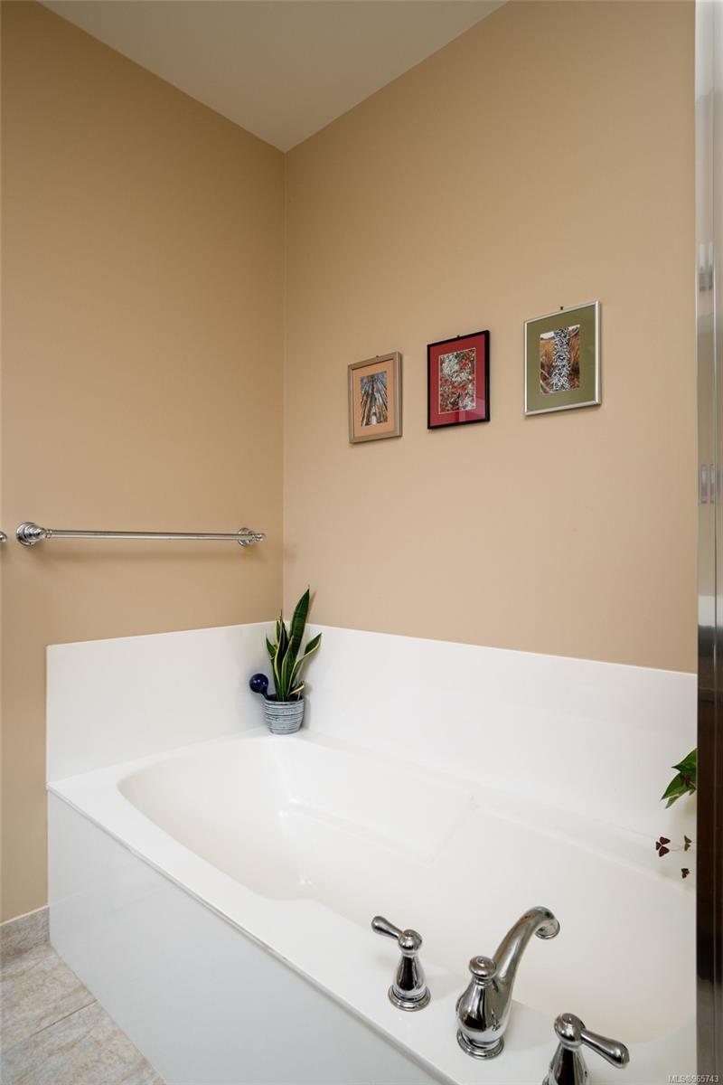 542 Heatherdale Lane