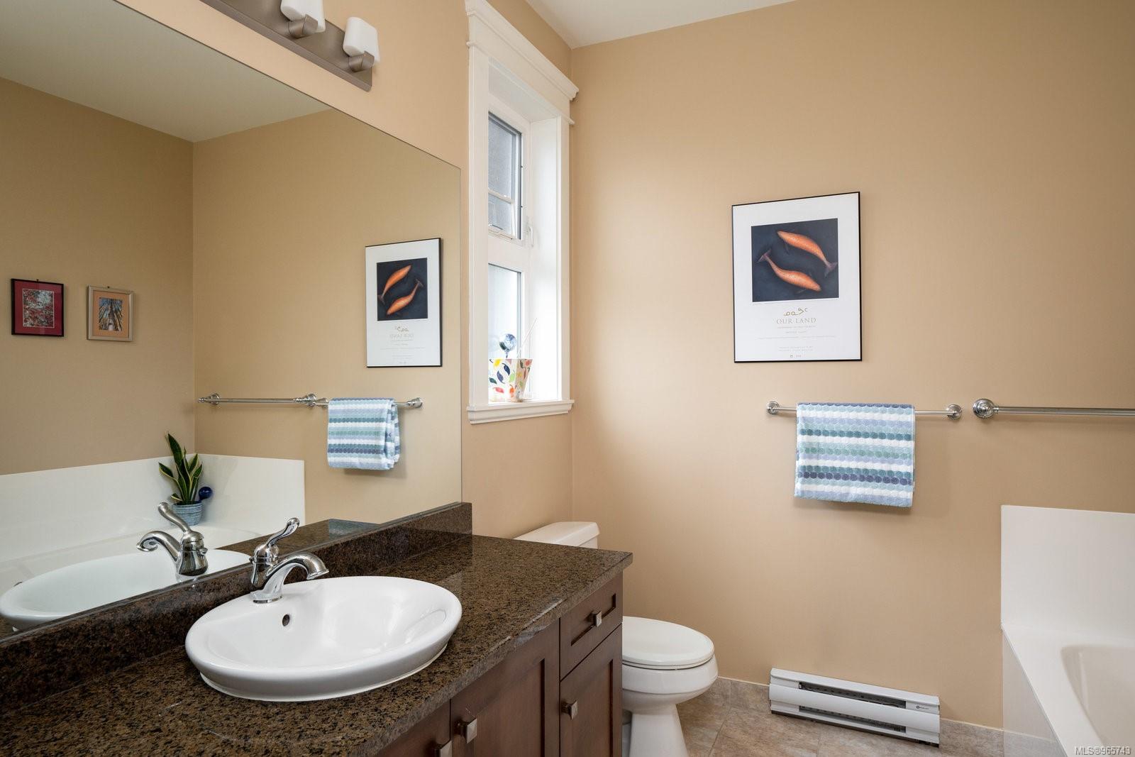 542 Heatherdale Lane