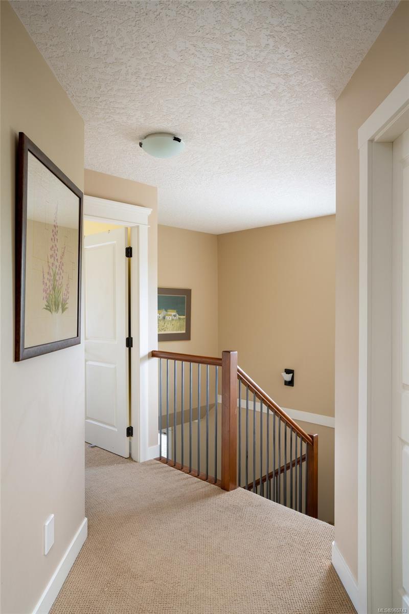 542 Heatherdale Lane