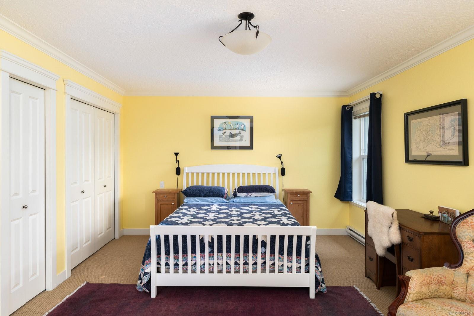 542 Heatherdale Lane