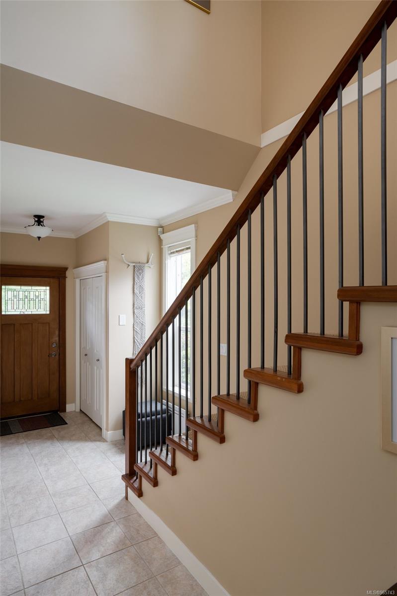 542 Heatherdale Lane