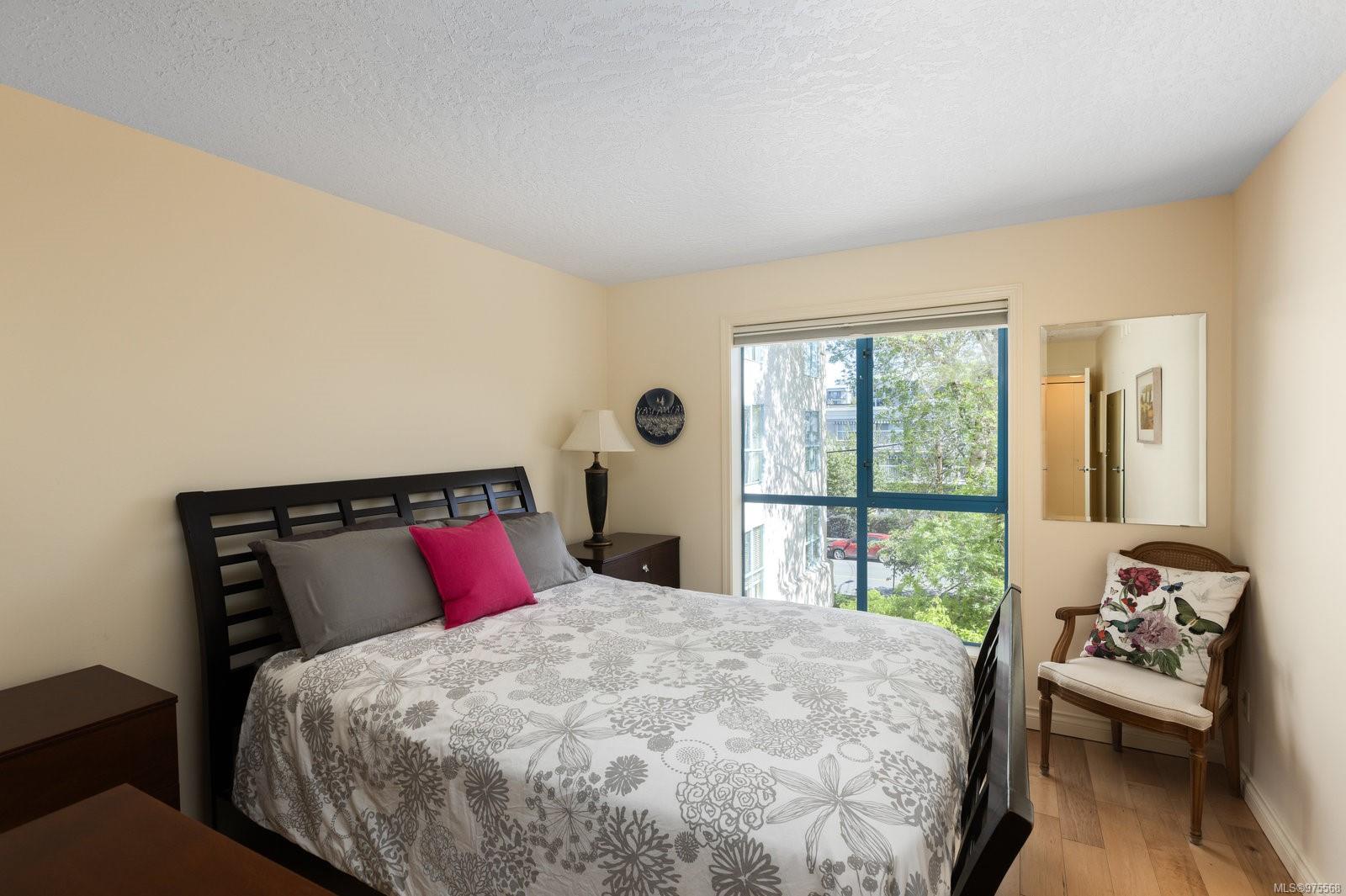 1063 Southgate St # 306