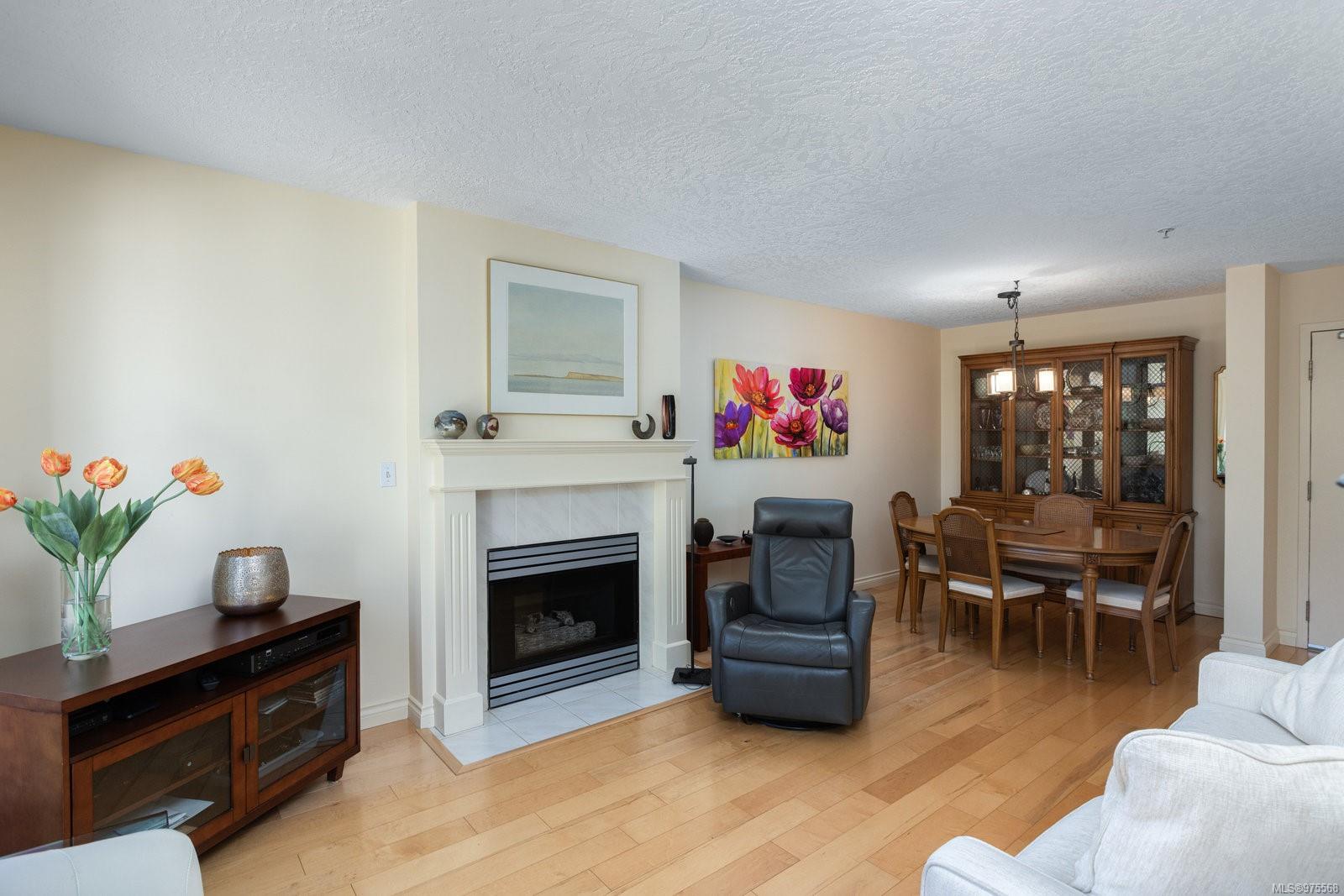 1063 Southgate St # 306