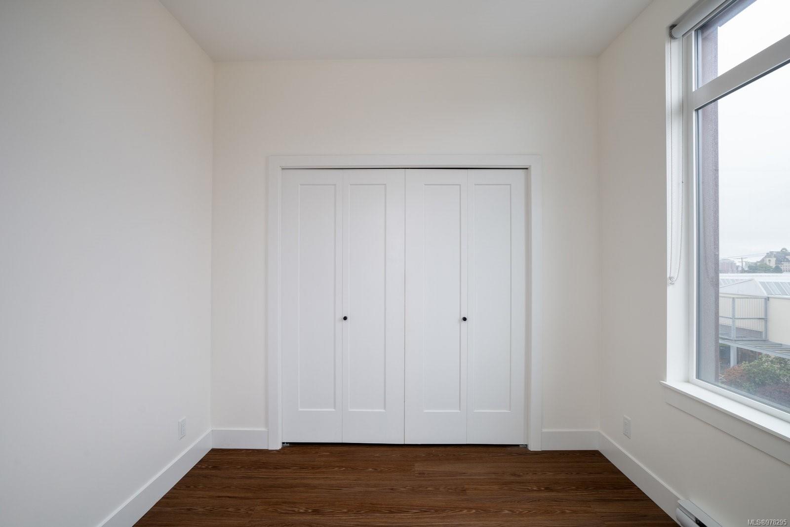 515 Chatham St # 401