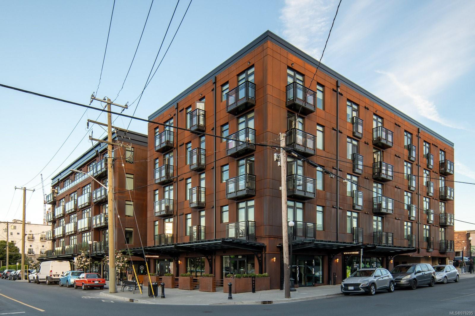 515 Chatham St # 401