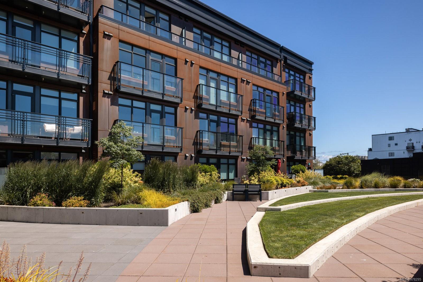 515 Chatham St # 401