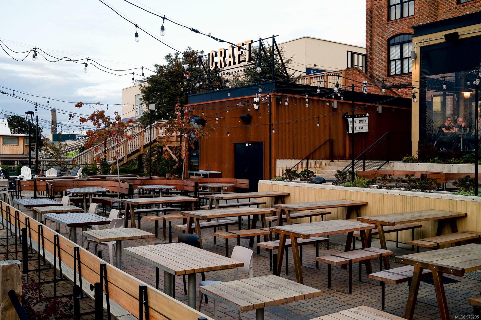 515 Chatham St # 401