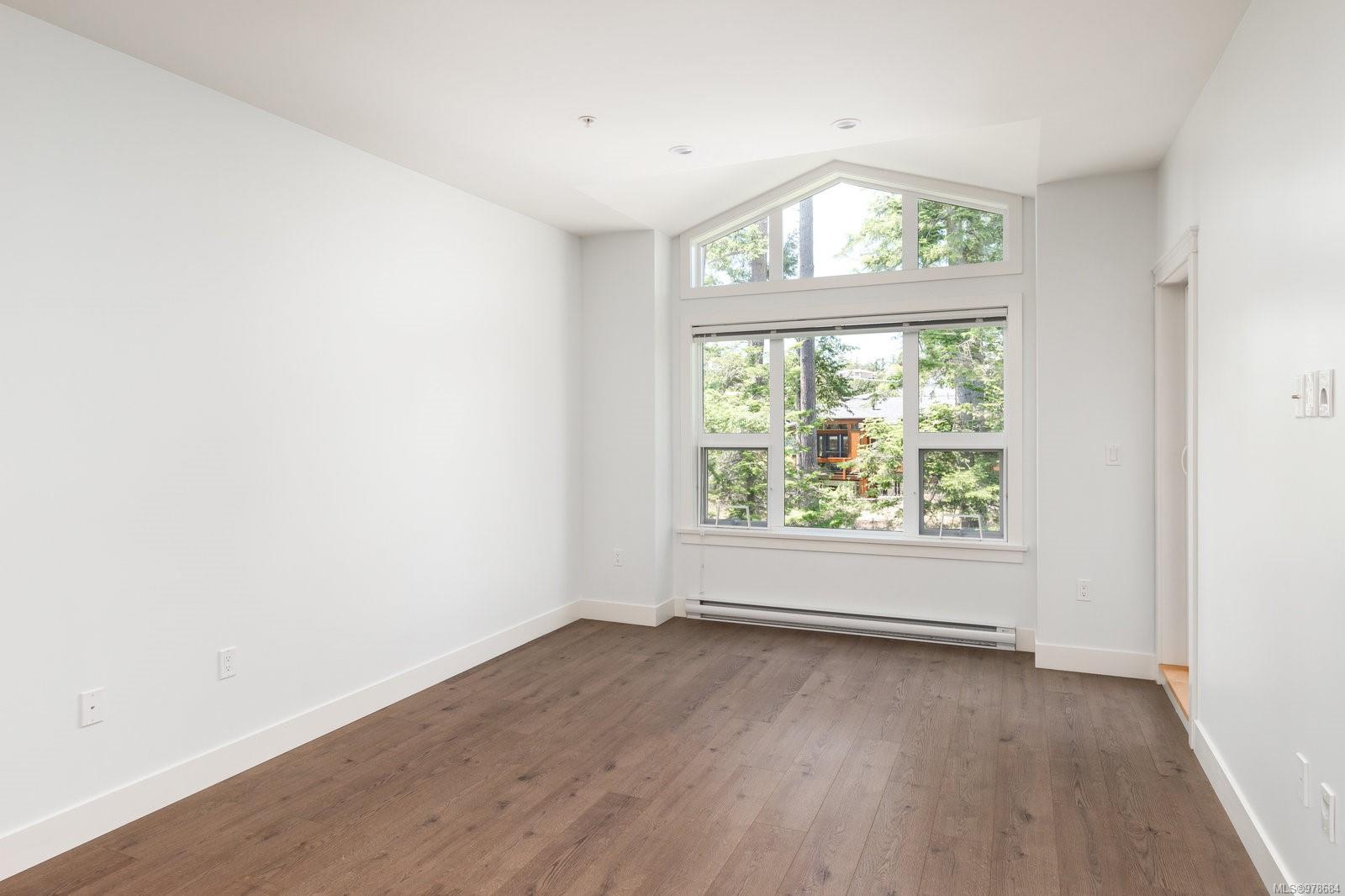 1900 Watkiss Way # 405