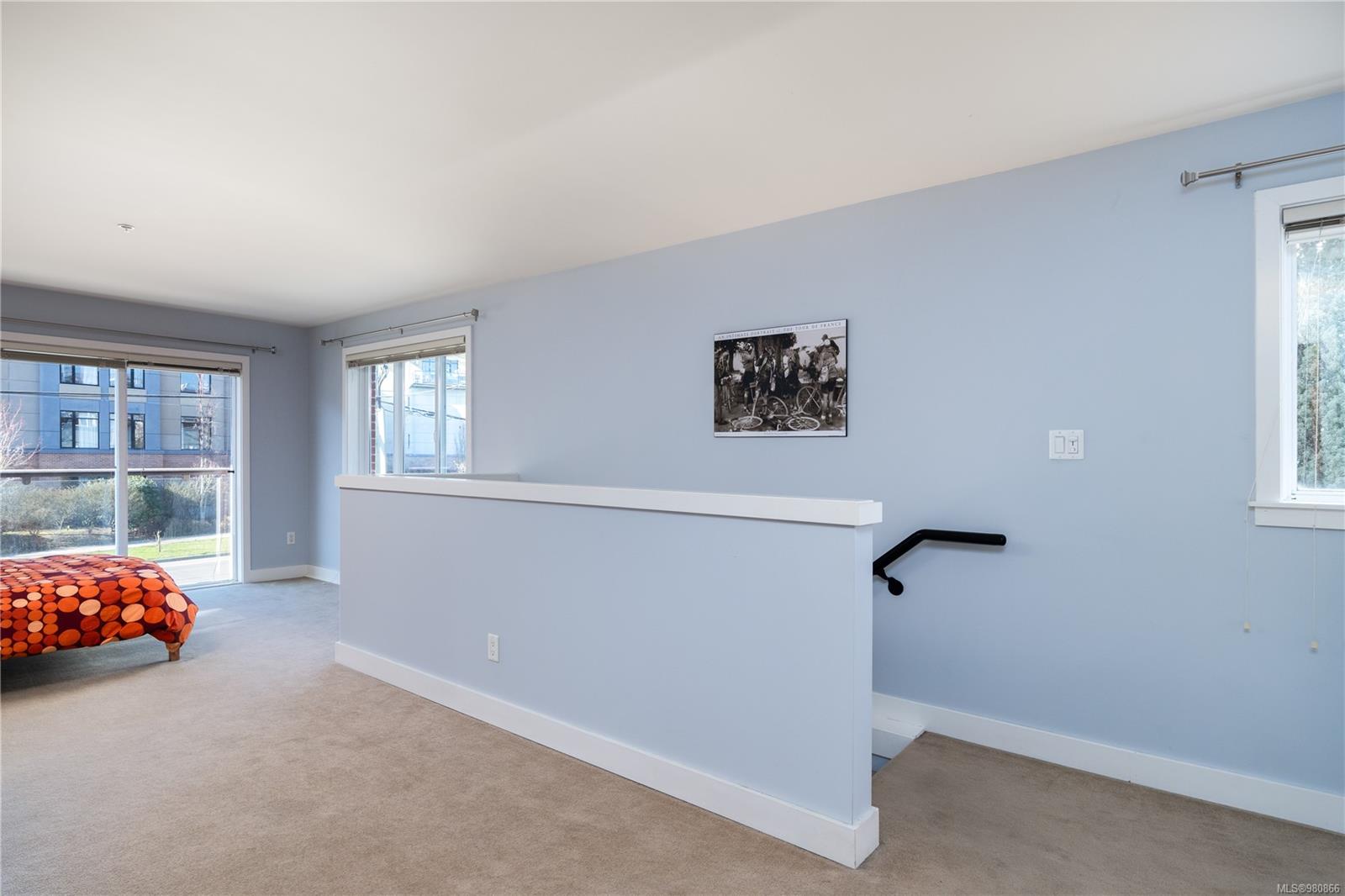 356 Gorge Rd E # 101