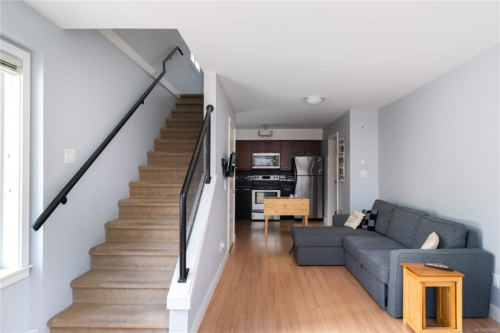 356 Gorge Rd E # 101