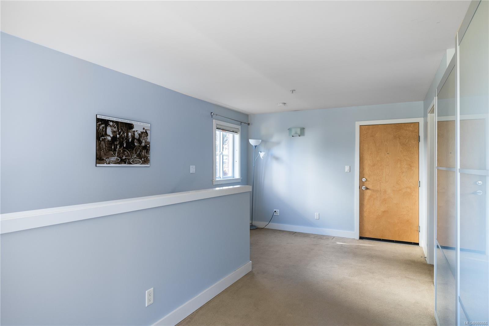 356 Gorge Rd E # 101