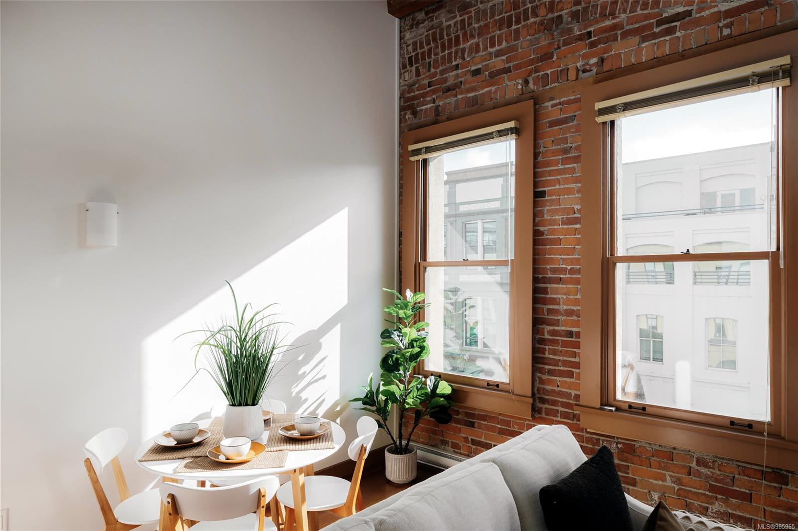 599 Pandora Ave # 318