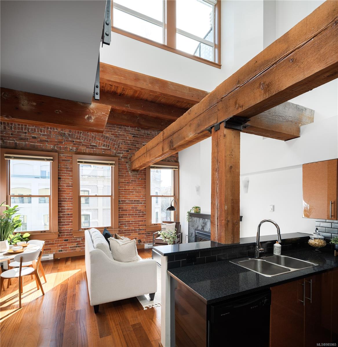 599 Pandora Ave # 318