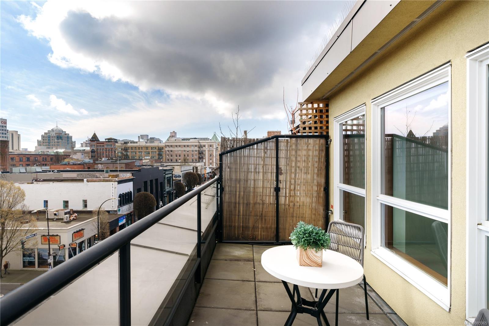 599 Pandora Ave # 318