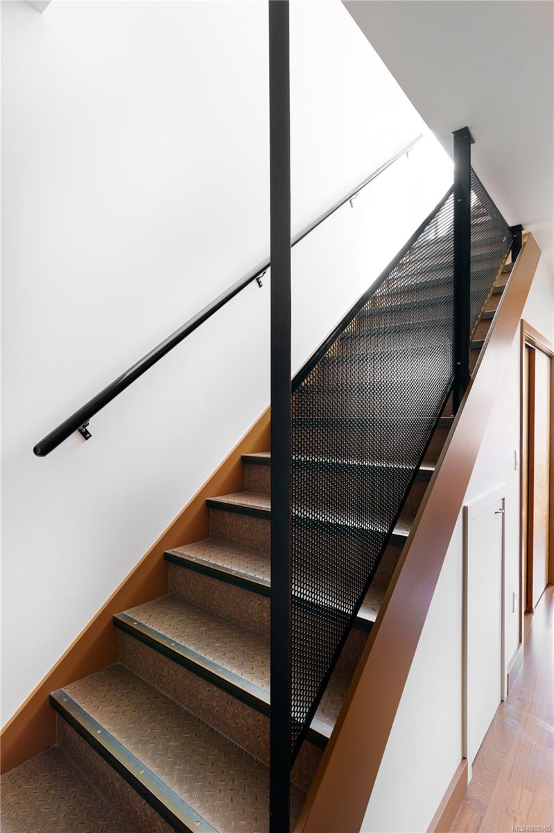 599 Pandora Ave # 318