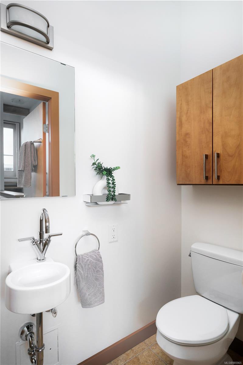 599 Pandora Ave # 318