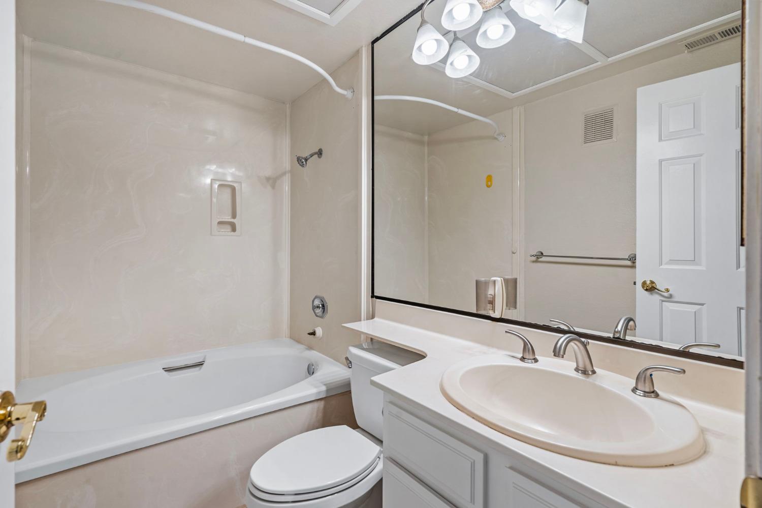 4907 Wagon Wheel Way