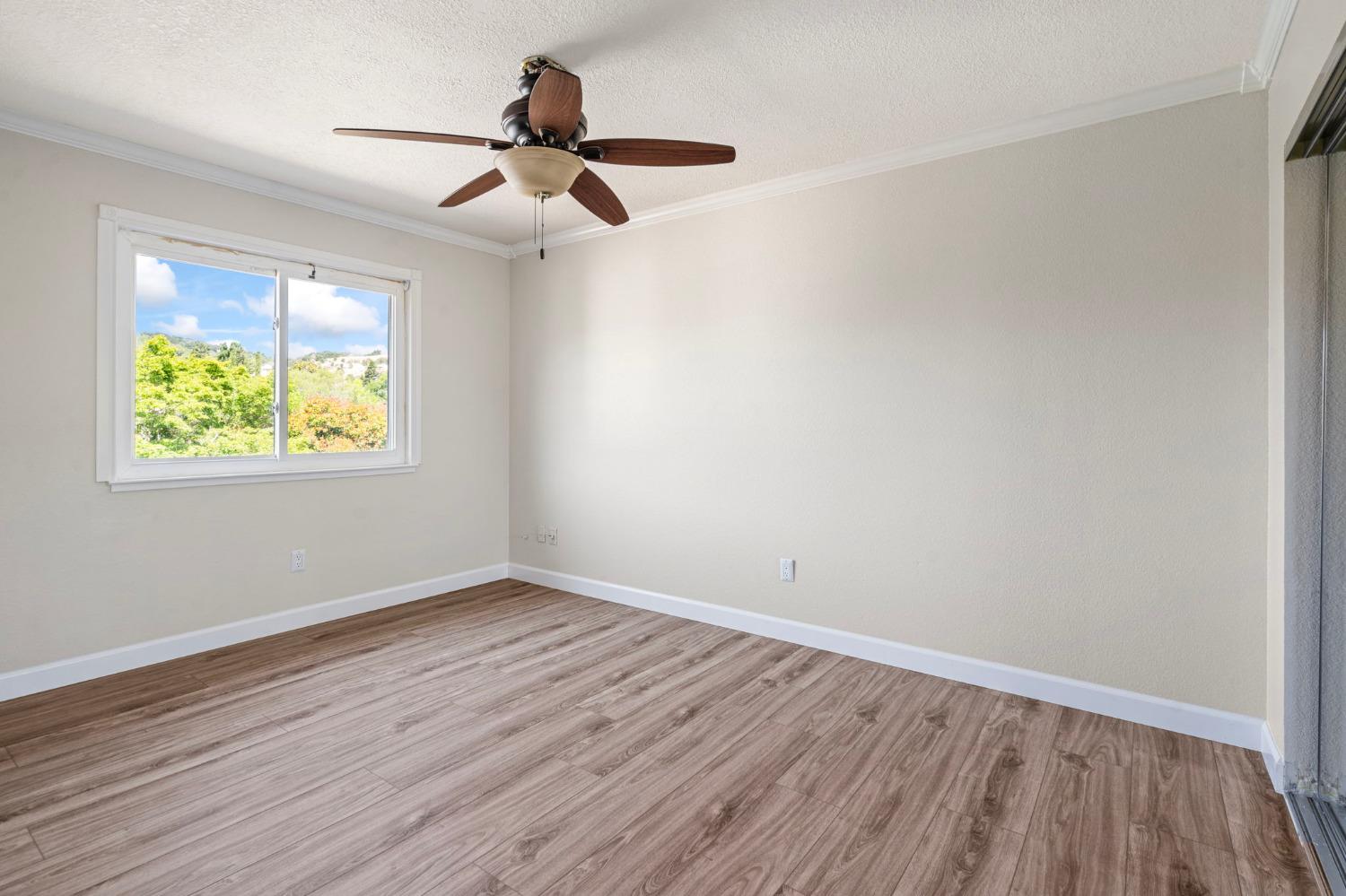 4907 Wagon Wheel Way