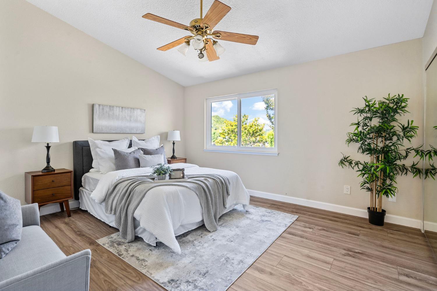 4907 Wagon Wheel Way