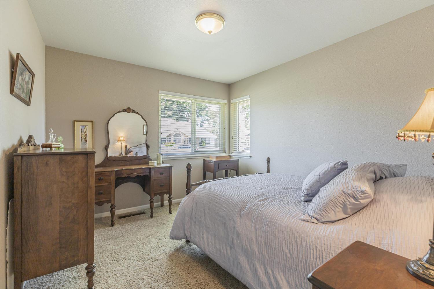 1172 Woodhaven Drive