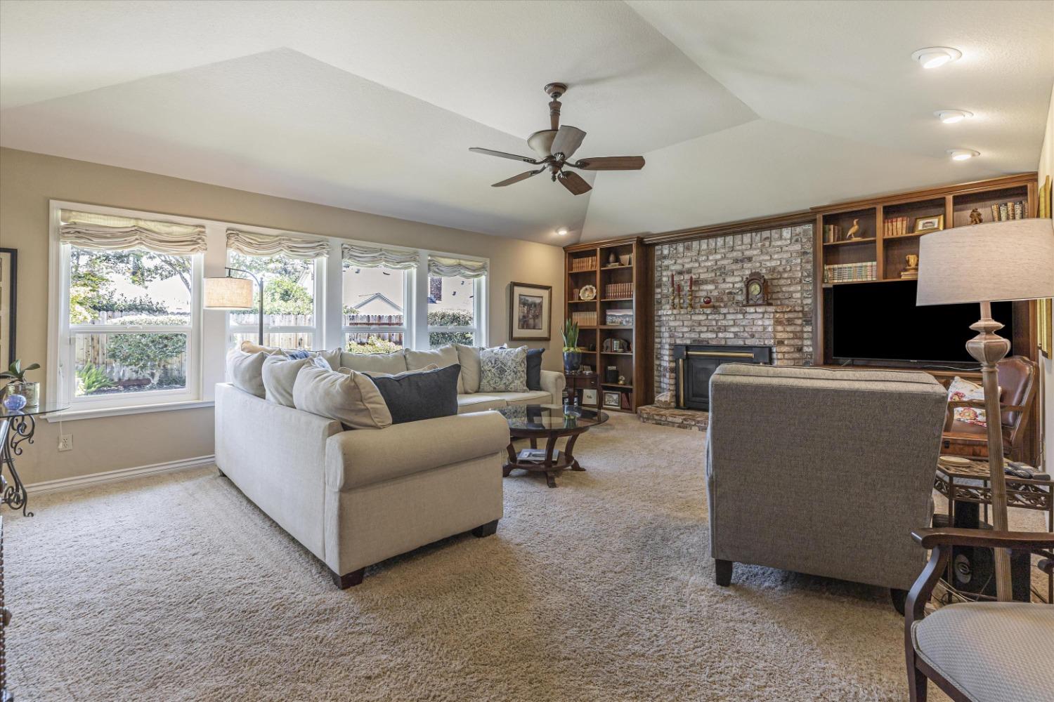 1172 Woodhaven Drive