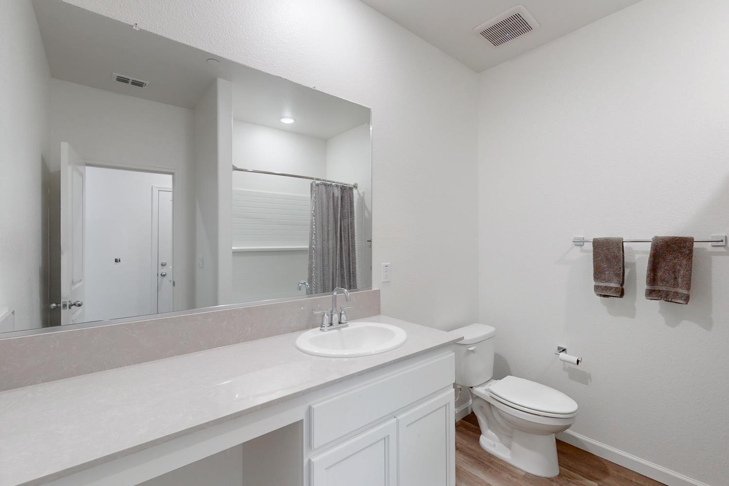 3195 Jasmine Drive