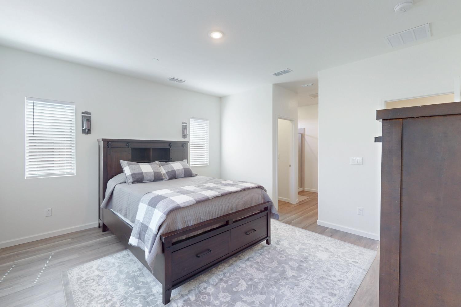3195 Jasmine Drive