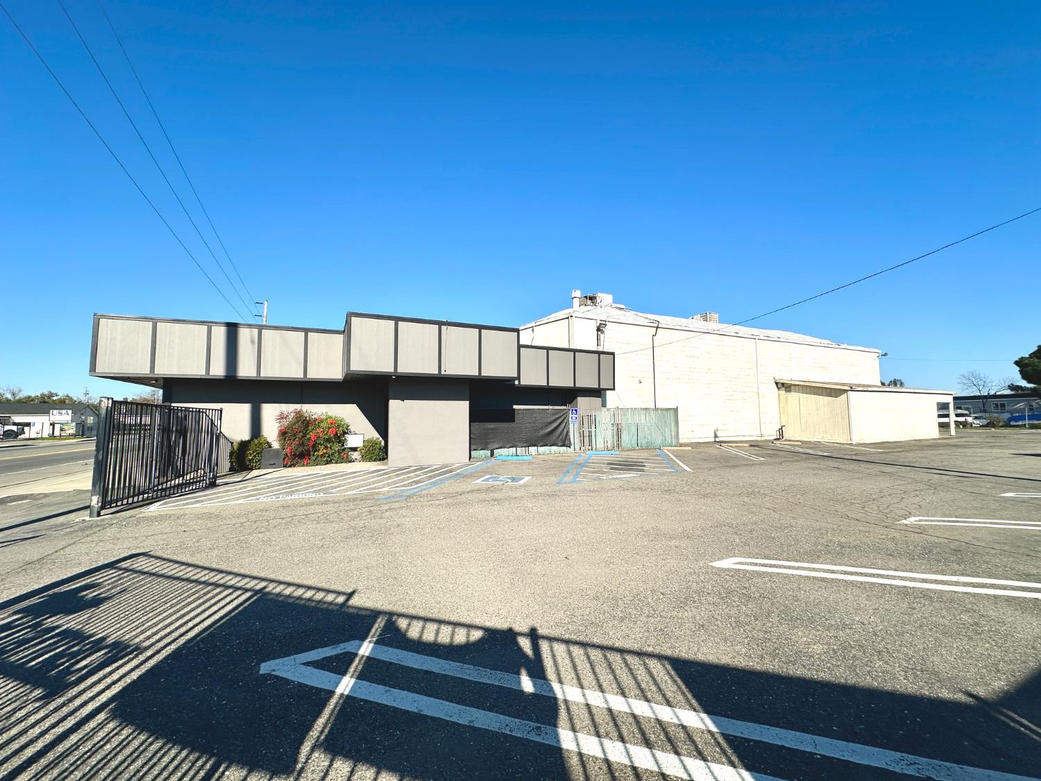 4979 Olivehurst Avenue